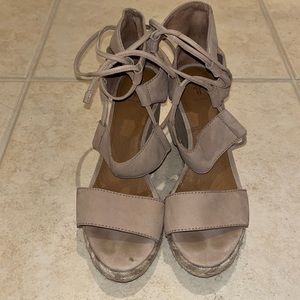 Taupe Frye Wedge Sandals. Size 7.